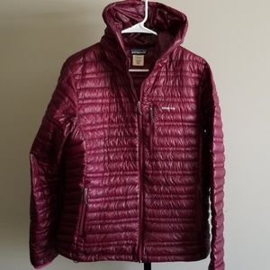 Womens Patagonia down jacket large